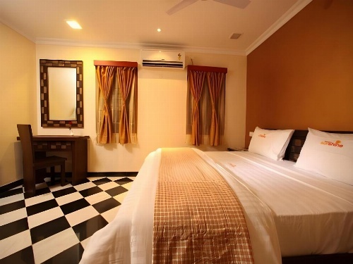 Meenakshi Sunshine Hotel image 26