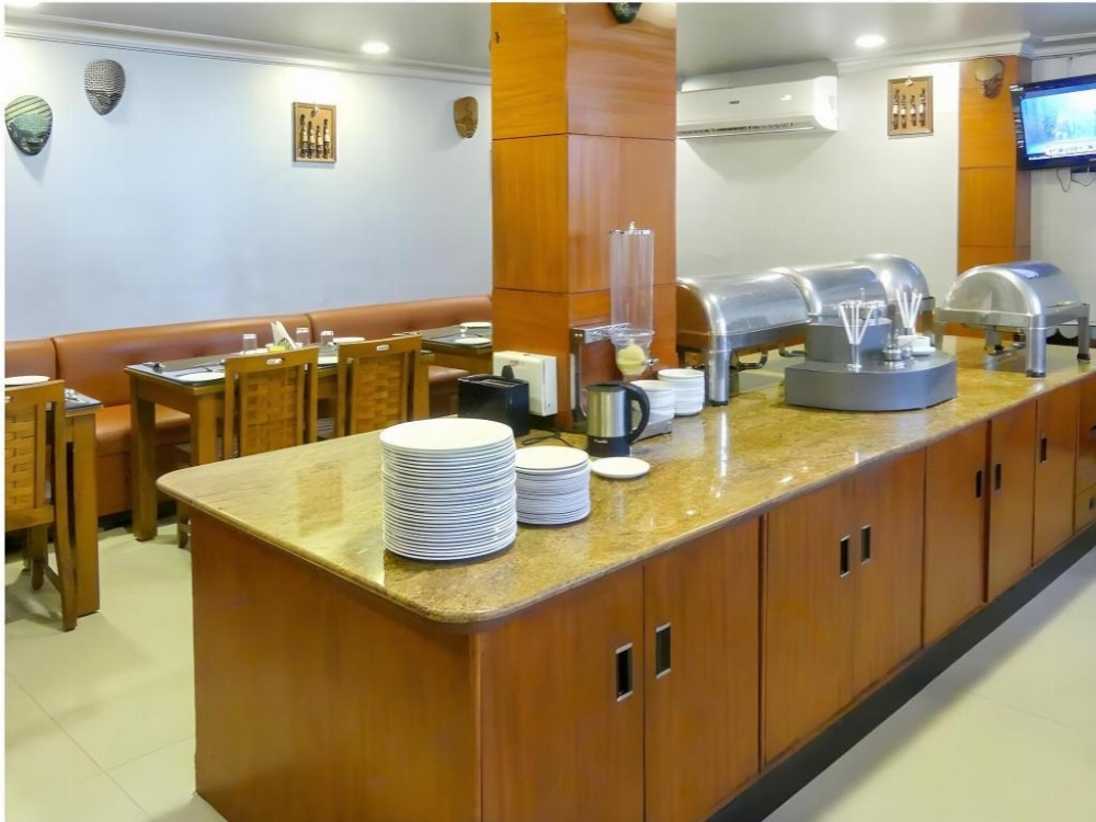 Meenakshi Sunshine Hotel
